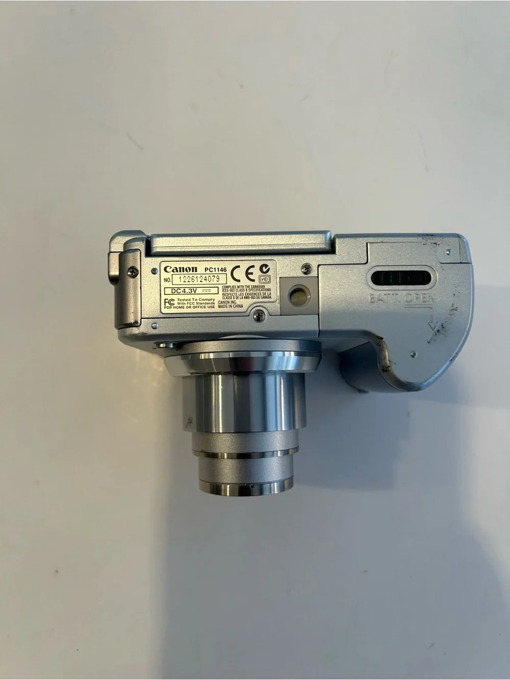 Canon Silver PowerShot A610 Compact Camera with Extended Zoom